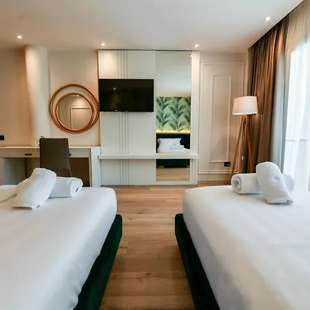 Iliad Hotel