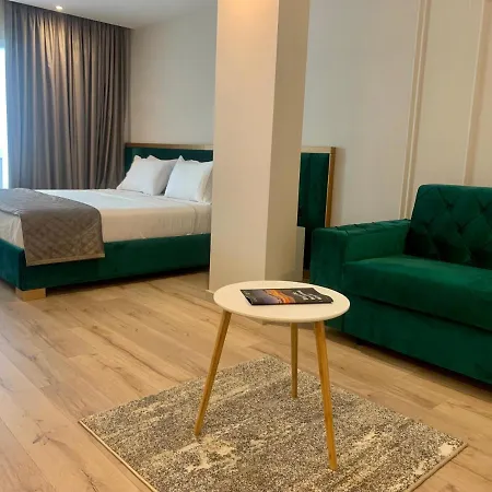 Iliad ホテル ドゥラス