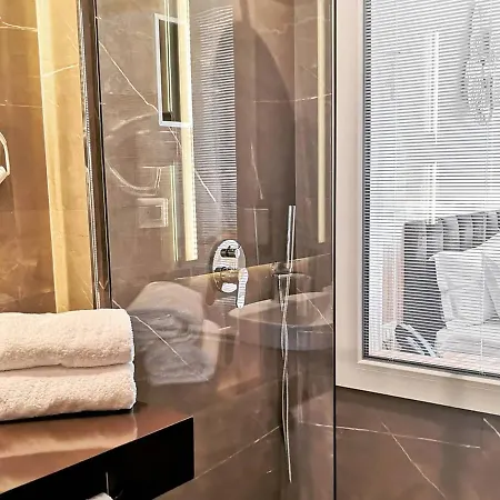 Iliad ホテル ドゥラス