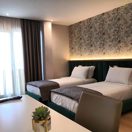 Iliad ホテル ドゥラス