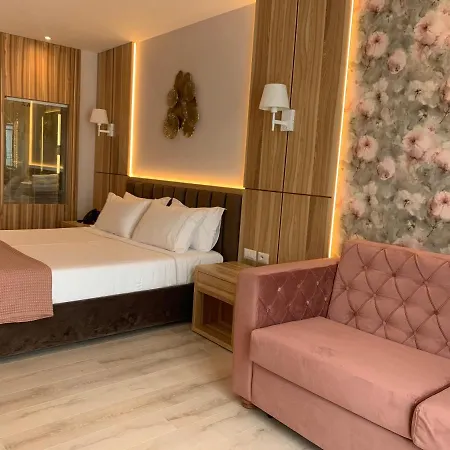 Iliad ホテル ドゥラス